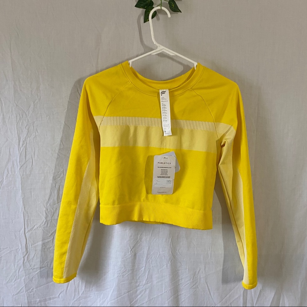 Fabletics brand new seamless long sleeve top